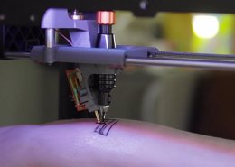 Дизайнеры переделали 3D-принтер в татуировочный аппарат