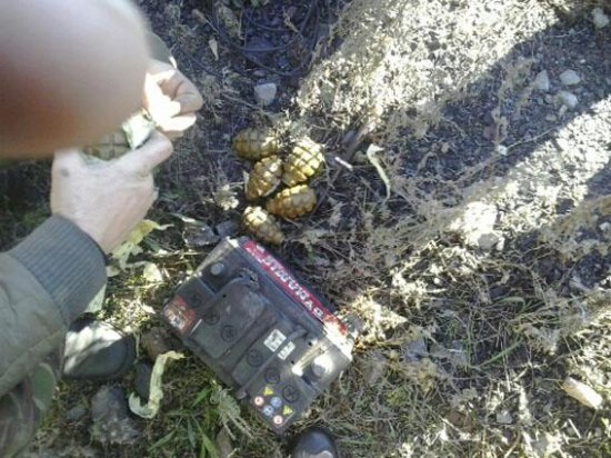 Вблизи Дебальцево боевики заминировали цистерны с горюче-смазочными материалами (ФОТО)