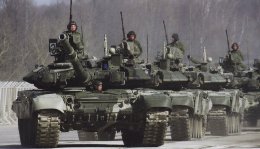 Колонна российской военной техники вошла в Макеевку (ВИДЕО)