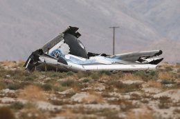 Обломки SpaceShipTwo разбросало в радиусе 8 километров