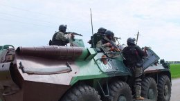 Около Мариуполя идет бой