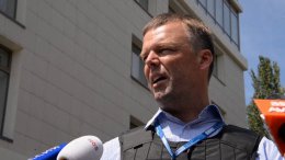 На самом деле Киев не ведет переговоры с боевиками