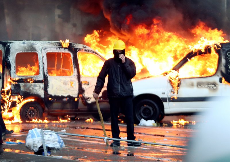 В Брюсселе начались беспорядки, есть пострадавшие (ФОТО)