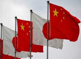 Главы МИД Китая и Японии попытались решить территориальный спор между своими странами