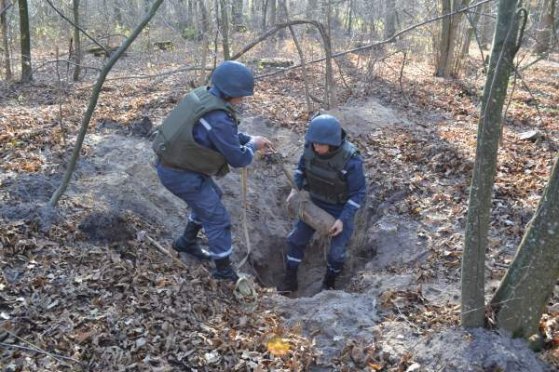 В ровенском памятнике природы "Тоннеле любви" обнаружили страшную находку (ФОТО)