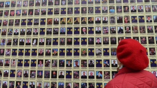 В Киеве появилась своя стена плача (ФОТО)