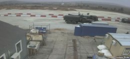 На Керченской переправе веб-камеры зафиксировали движение военной техники (ФОТО)