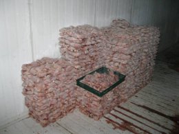 На Киевщине перехватили почти 8 тонн опасной курятины