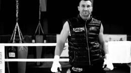 Владимир Кличко снял стильный черно-белый ролик о своей тренировке (ВИДЕО)