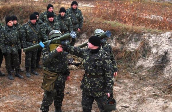 Минобороны показало, как на Одесчине тренируются курсанты (ФОТО)