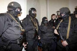 СБУ задержала пятерых своих сотрудников и 16 офицеров «Беркута»