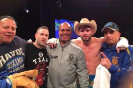 Евгений Хитров одержал победу над американцем в первом раунде (ВИДЕО)