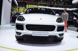 Новый Porsche Cayenne S E-Hybrid преодолел первую серию тестовых заездов