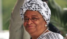 Президент Либерии пообещала победить Эболу к Рождеству