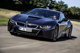 500 лошадиных сил в новом автомобиле BMW i8