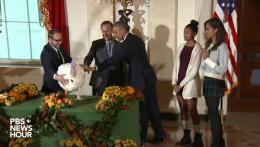 Дочерям Обамы не понравилась праздничная шутка их отца (ВИДЕО)