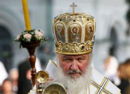 УПЦ КП направила помощь в зону АТО