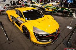 В Renault представили новый гоночный автомобиль RenaultSport R.S. (ФОТО)