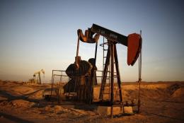 Цены на нефть марки WTI упали ниже уровня в 65 долларов за баррель