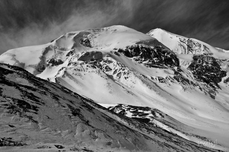 «Крыша мира» - когда горы касаются облаков (ФОТО)