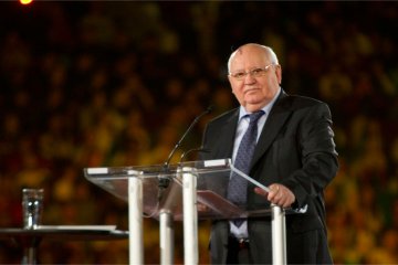 Горбачев отреагировал на  заявление Госдумы об аннексии ГДР