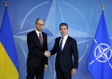 В НАТО оценили будущую угрозу на востоке Украины
