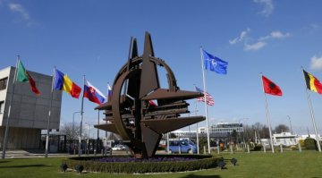 НАТО налаживает сотрудничество с Грузией