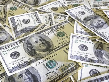 Эксперт спрогнозировал худший курс доллара