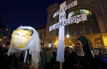 Венгры вышли на митинг против визита Путина (ФОТО)