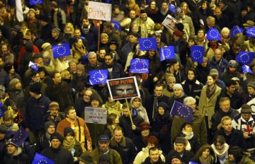 Венгры вышли на митинг против визита Путина (ФОТО)