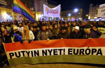 Венгры вышли на митинг против визита Путина (ФОТО)