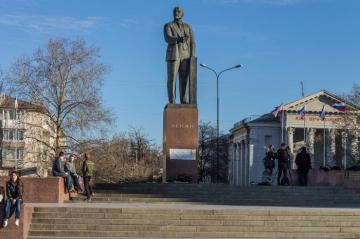 В оккупированном Крыму восстановили памятник вождю пролетариата