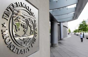 МВФ одобрил первый транш кредита