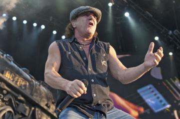 Брайан Джонсон отпраздновал 35 лет со дня присоединения к AC/DC