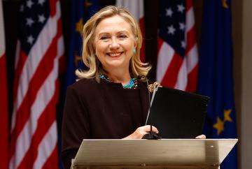 Хиллари Клинтон раскритиковала Европу за позицию в конфликте на Донбассе