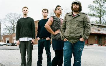 Американская блюз-рок группа Alabama Shakes презентовала новый клип (ВИДЕО)