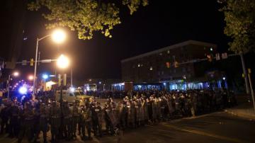 Протесты против действий полиции перекинулись в самый большой город Пенсильвании