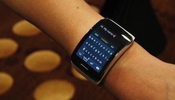 Умные часы от Samsung появятся на рынке осенью 2015 года