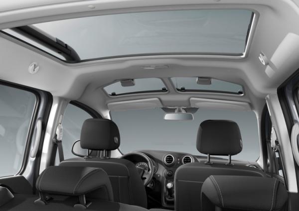 Mercedes-Benz представил обновленный фургон Citan (ФОТО)