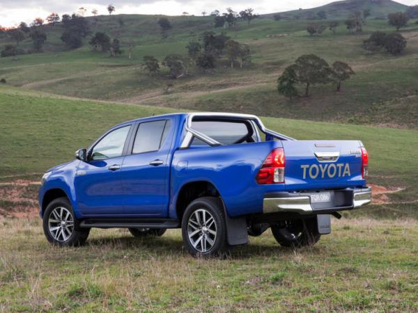 Мировая премьера пикапа Toyota Hilux восьмого поколения (ФОТО)