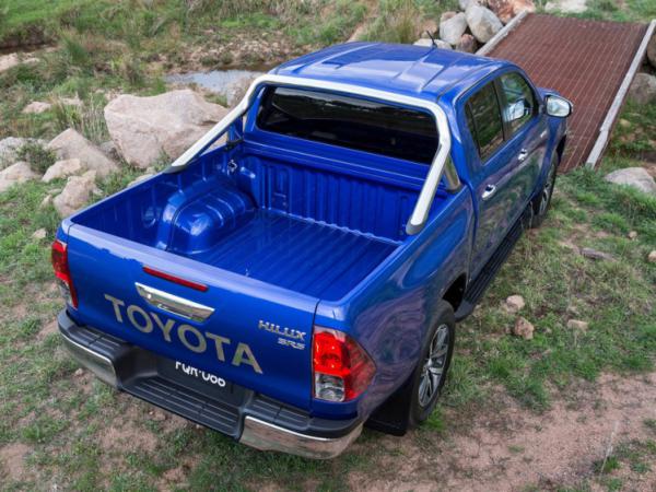 Мировая премьера пикапа Toyota Hilux восьмого поколения (ФОТО)