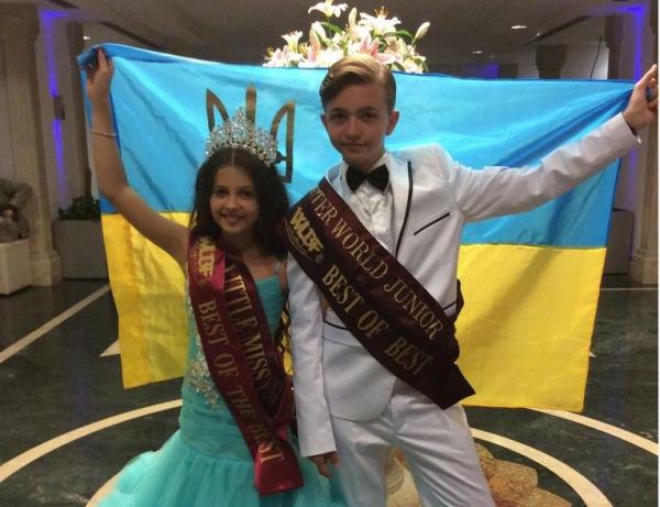 Школьница из Луцка стала юной мисс мира (ФОТО)