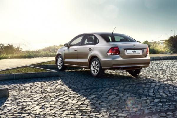 Volkswagen представил обновленный седан Polo (ФОТО)