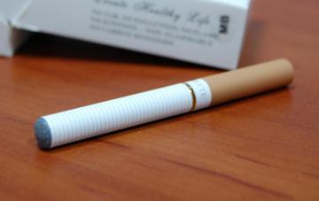 Выбираем из двух зол меньшее: электронные сигареты или обычные