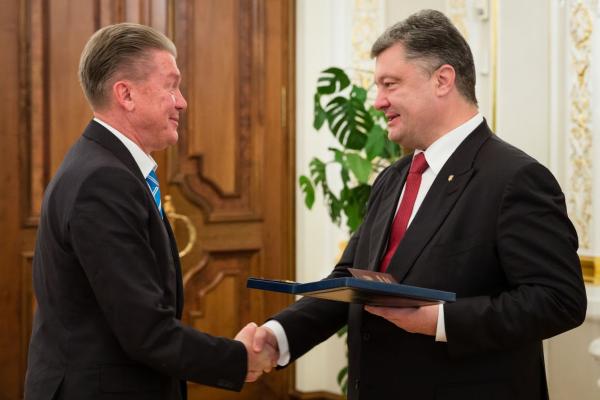 Порошенко поздравил киевское «Динамо» с юбилеем (ФОТО)