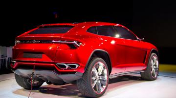 Официально: внедорожник от Lamborghini появится в продаже в 2018 году (ФОТО)