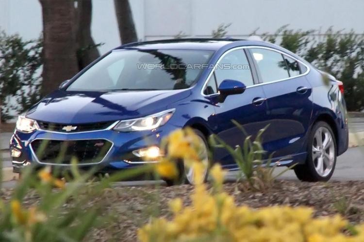 Chevrolet представляет новое поколение Cruze (ФОТО)
