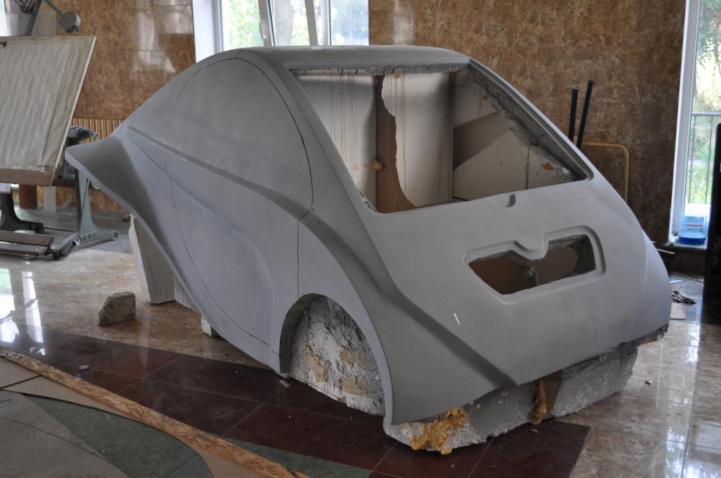 Киевский изобретатель создает дешевые хенд-мейд-автомобили (ФОТО)