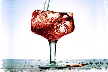 Никаких чудес: превращаем воду в вино (ВИДЕО)