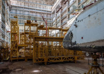 Юбилею Байконура посвящается: руины советских шаттлов (ФОТО)